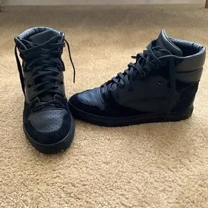 BALENCIAGA ブラック バンダナ 超美品 バレンシアガ BALENCIAGA 現行ロゴ ロゴパターン